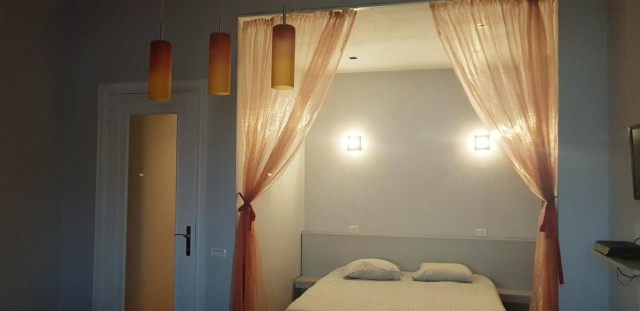 Hospitality Centrum - Nicolae Iorga บูคาเรสต์ ห้อง รูปภาพ